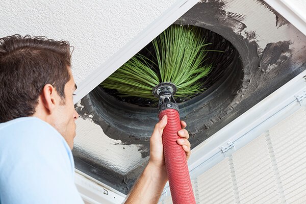 Professional Air Duct Cleaning in Anoka, MN